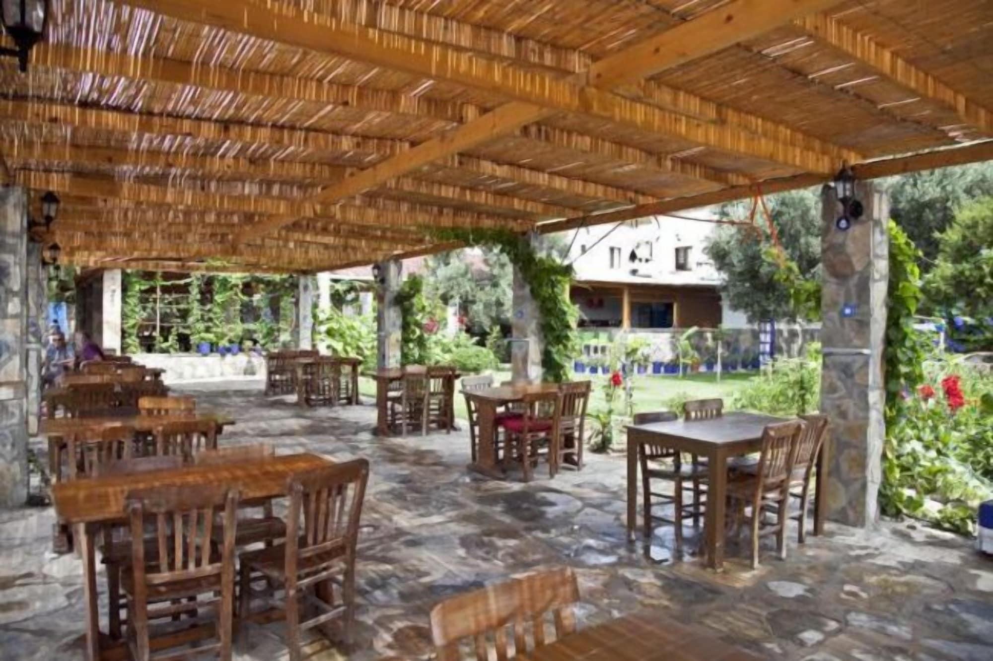Sahin Motel & Restaurant Ялисифлик Екстериор снимка