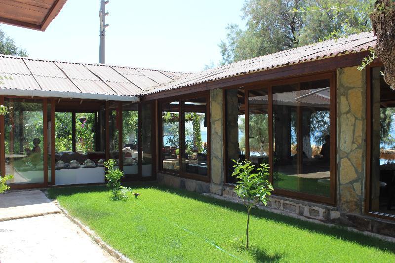 Sahin Motel & Restaurant Ялисифлик Екстериор снимка